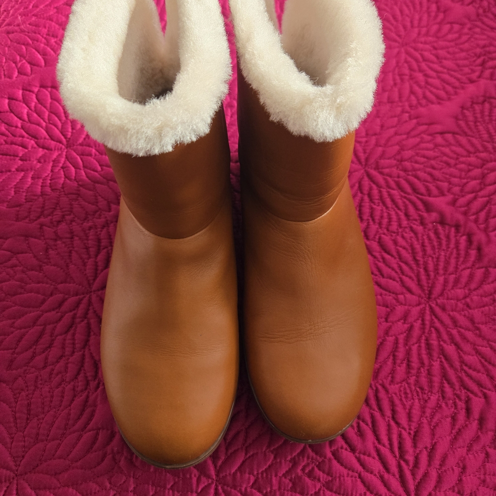 Fitflop Brown Shearling-Lined Winter Boots